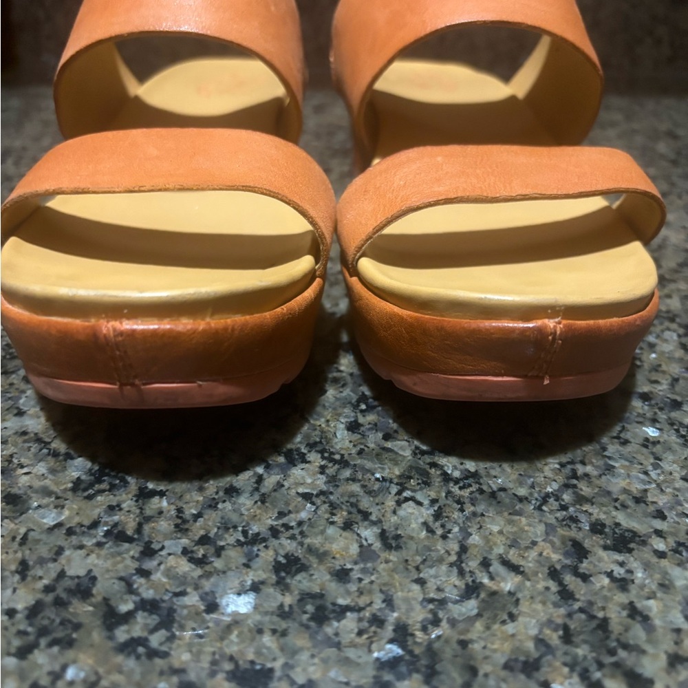 Kork-Ease Orange Platform Sandals - Picture 4 of 8